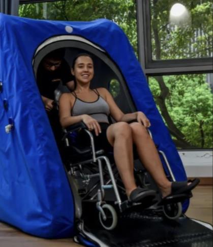 Mono XL Seated Hyperbaric Wheelchair compatible